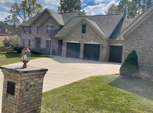 175 Rolling Hills Dr, Lavalette, WV 25535