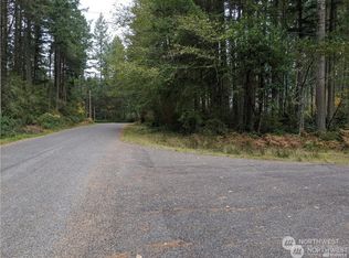 12123 Sunset Pl, Anderson Island, WA 98303