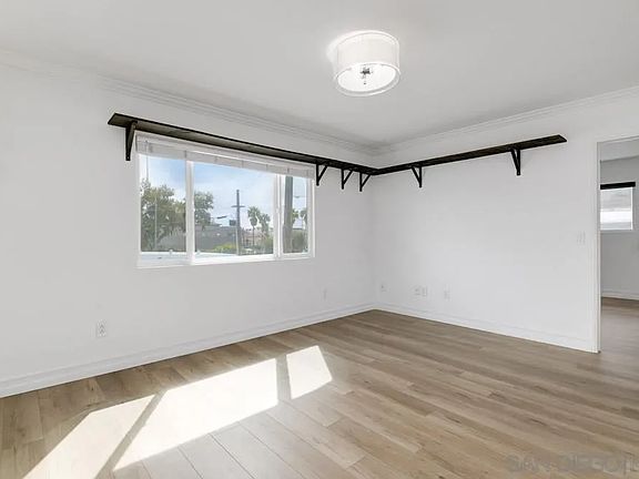 3rd image of 3932 9th Ave Unit 10