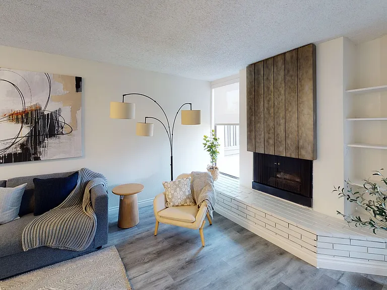 5th Street Apartments — Photo 10