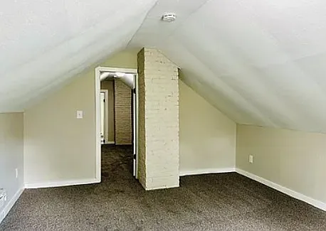 7713 Decker Ave — Photo 9