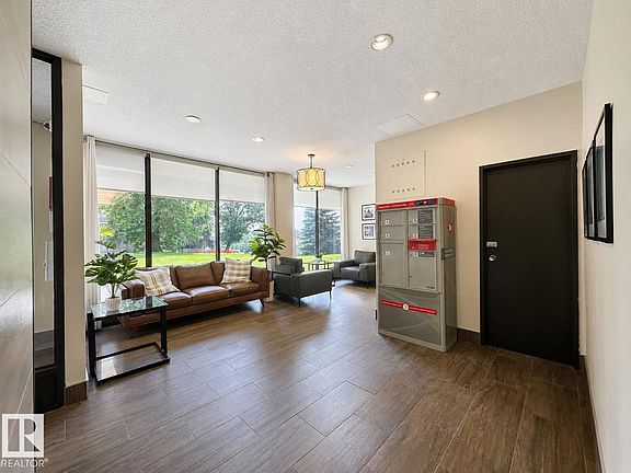 4th image of 9808 103rd St NW #301