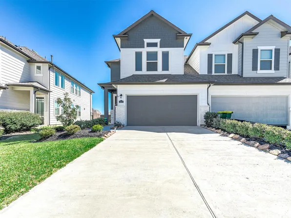 5515 Hyde Park Dr, Pasadena, TX 77505