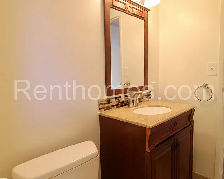 2029 Goshawk St — Photo 13