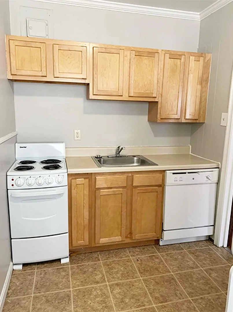 Clifwood — Photo 1