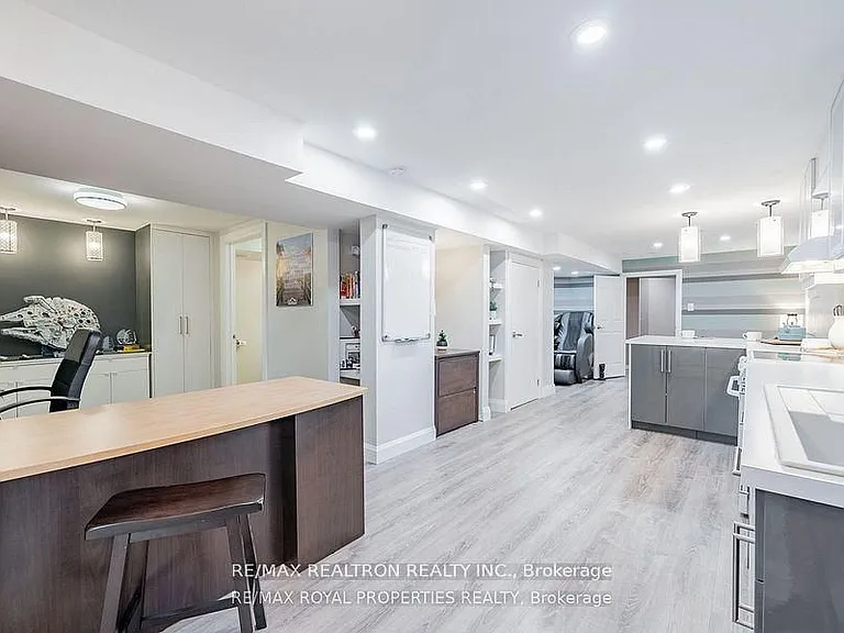 11 Cotton St #BASEMENT — Photo 7