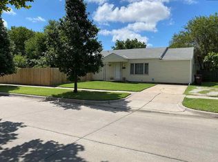 3017 W Taft St, Wichita, KS 67213