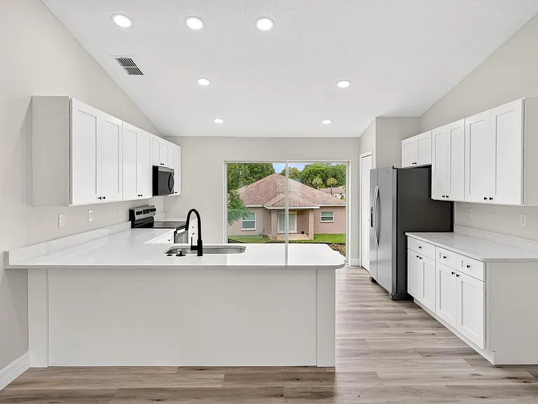 2961 E Brigadoon Ct — Photo 5