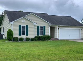 106 Gregory Dr, Jacksonville, NC 28540