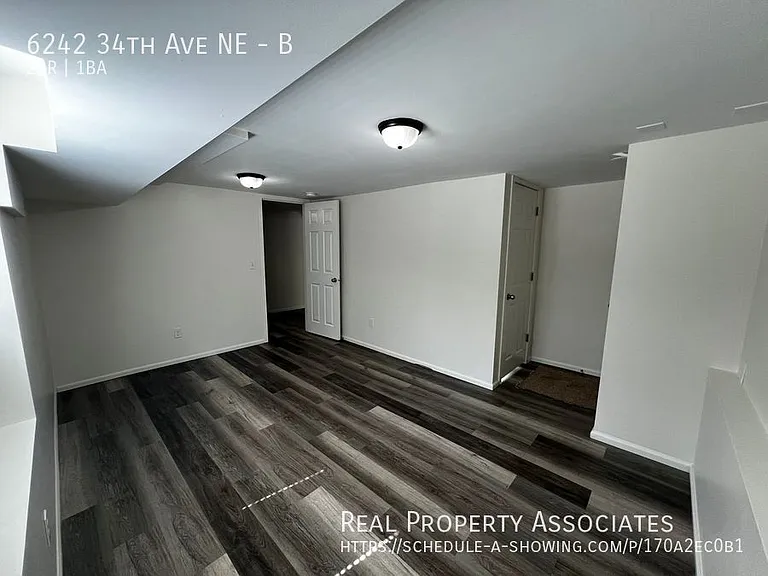 6242 34th Ave NE #B — Photo 11