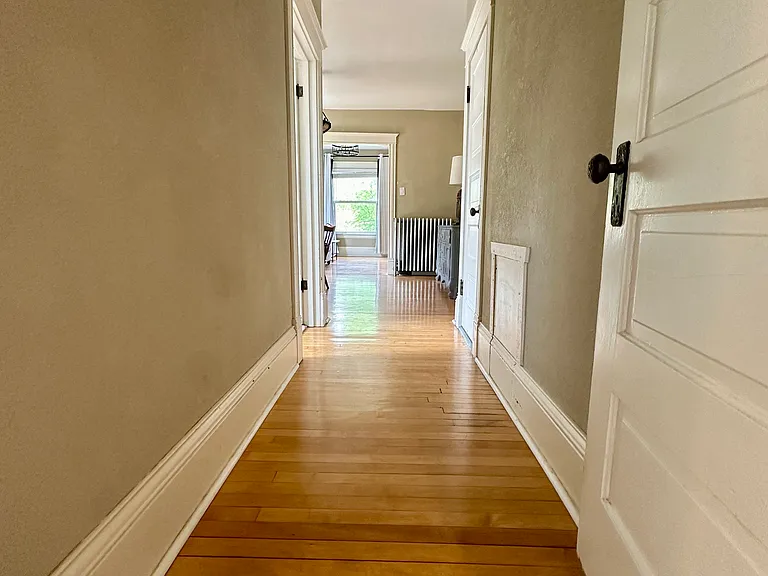 2115 University Ave NE #2 — Photo 8
