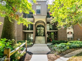 3360 Woodburn Rd APT 31, Annandale, VA 22003