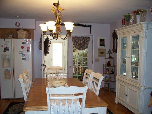 5th image of 55 Spear Cir