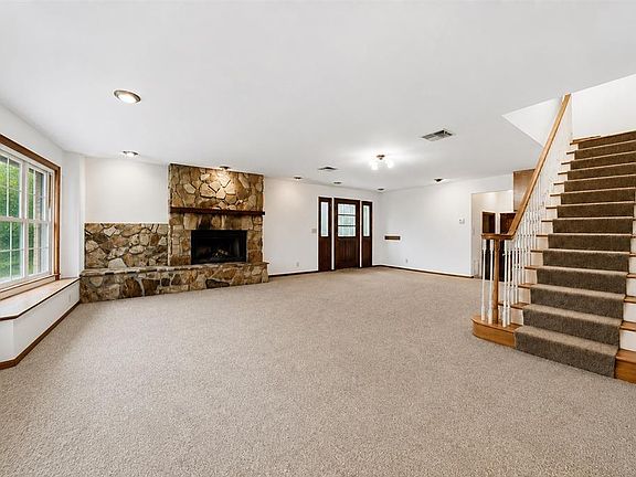 4th image of 3123 W OAKLYN AVENUE