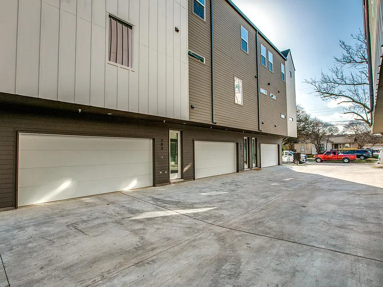 2143 Mail Ave #103 — Photo 25