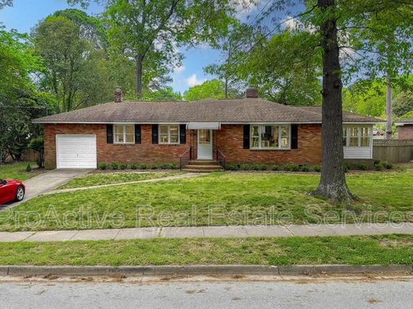 1831 Banning Rd