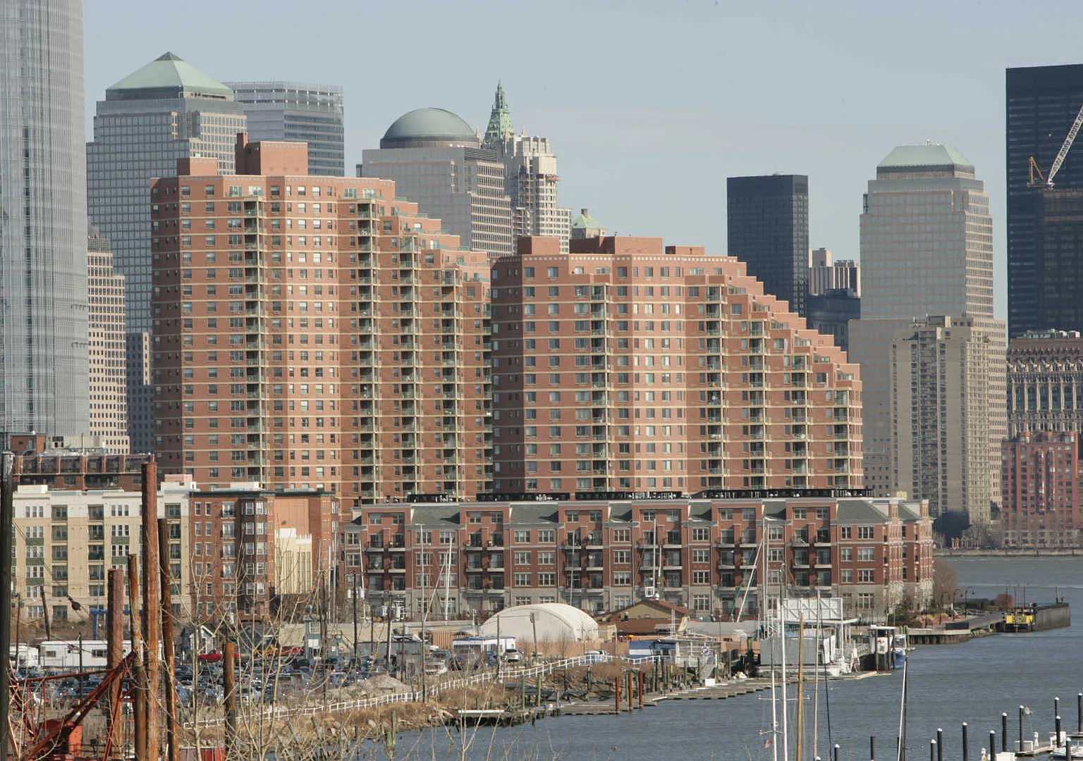 Portside Towers — Photo 4