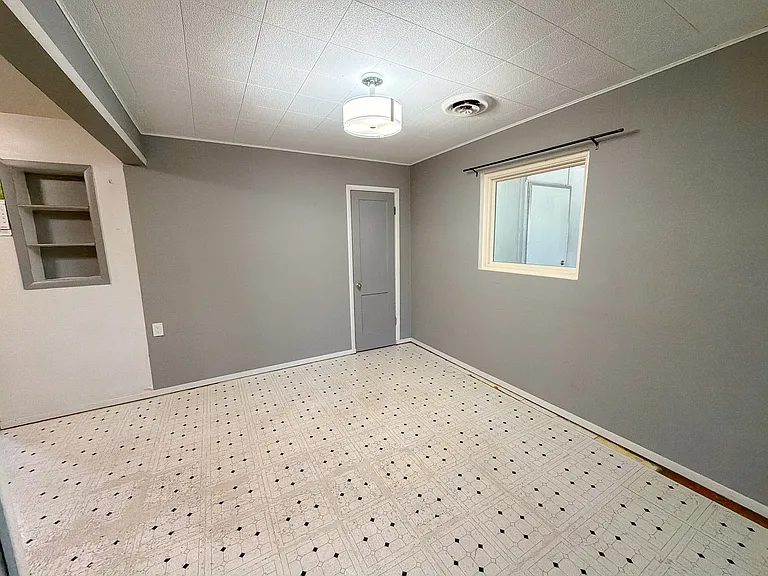 2801 W Glenrosa Ave — Photo 6