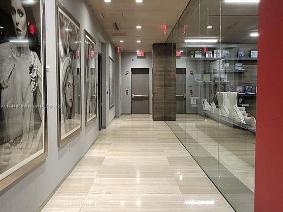 4th image of 1080 Brickell Ave Unit 3903