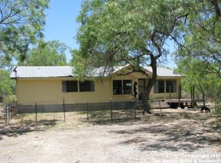 8295 Coughran Rd, Pleasanton, TX 78064