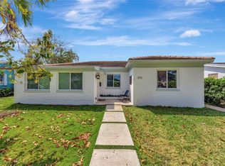 1634 Fletcher St, Hollywood, FL 33020