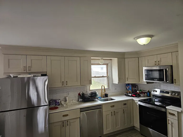 65 Dobson St — Photo 4