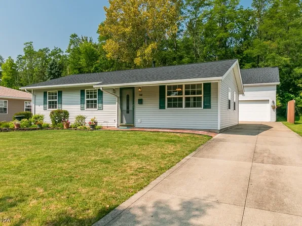 348 Karen Dr, Chardon, OH 44024