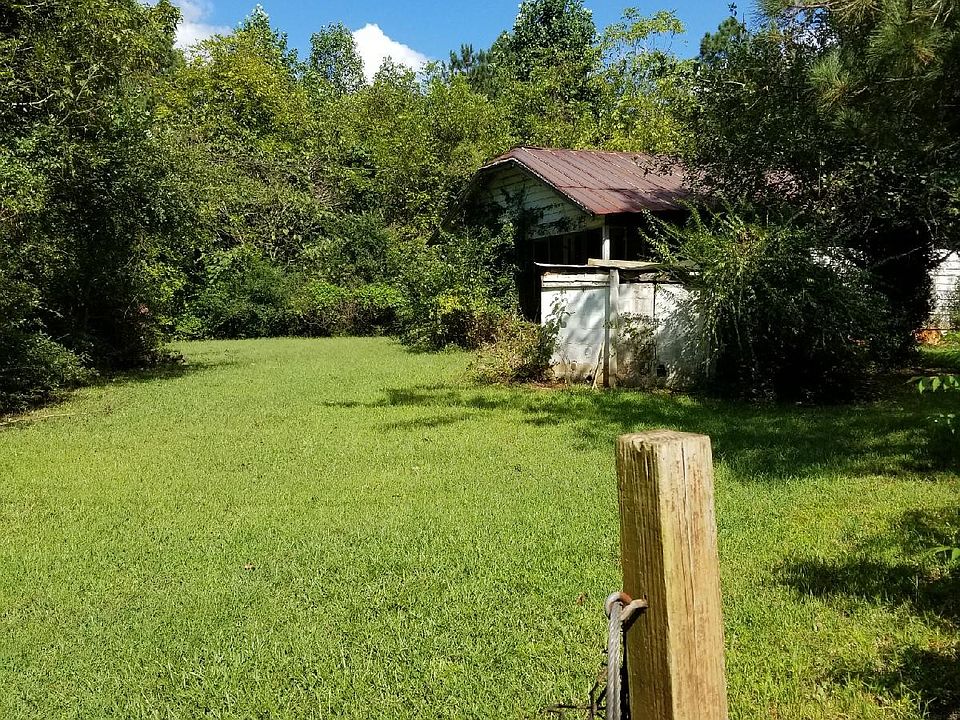 2nd image of 3173 Wallace Rd