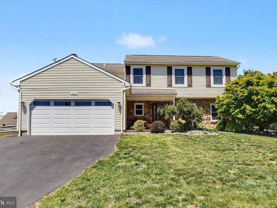 1st image of 2245 Donna Ln