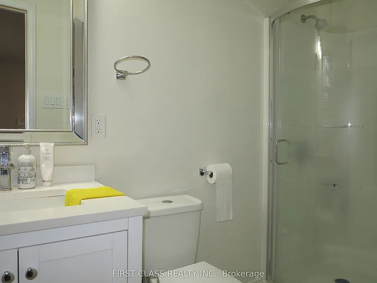 4 Meridene Cres E — Photo 19