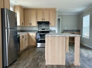 1606 Stifftail Duck Rd, Columbia, TN 38401