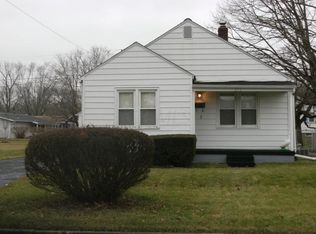 215 Cedar Hts, Circleville, OH 43113