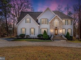 811 Swift Rd, Pasadena, MD 21122