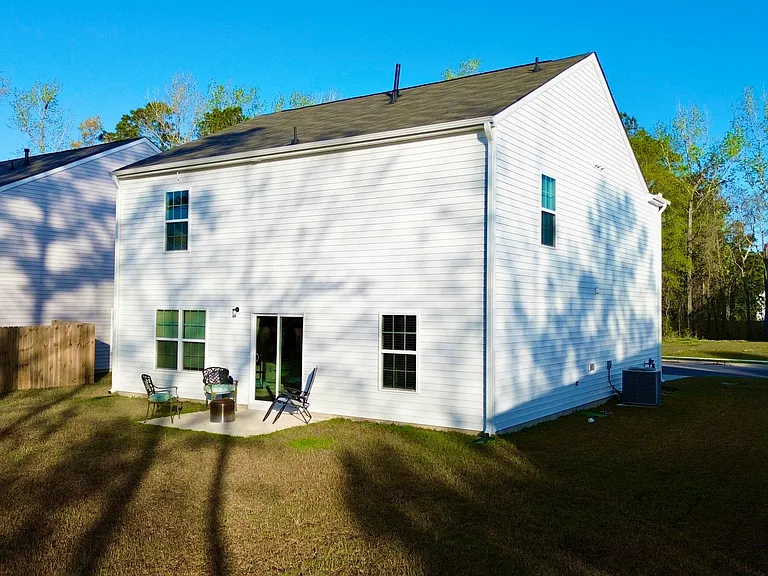 4017 Calabash Ct — Photo 32