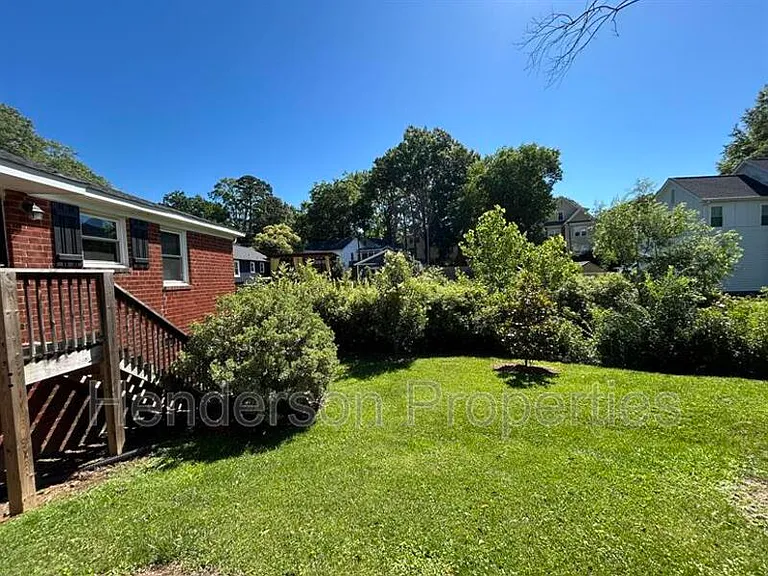 1526 Landis Ave — Photo 19