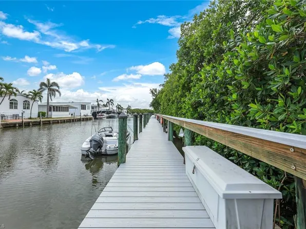 3072 Sandpiper Bay CIR #M203, NAPLES, FL 34112