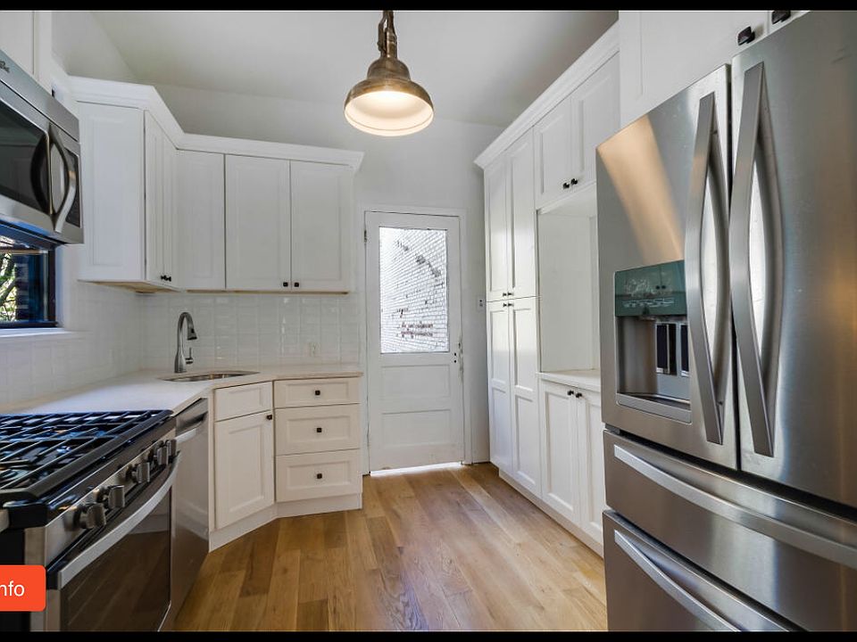 2nd image of 5514 Avenue O #2
