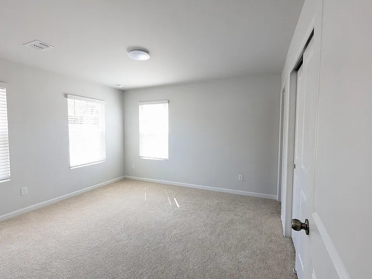 2076 Parish House Cir — Photo 12