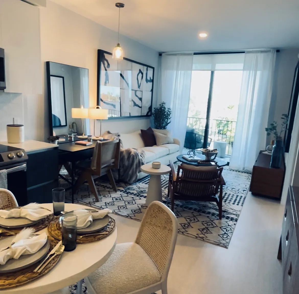 Studio, 1.0 bath, 505 sqft, $1,780 — Photo 1