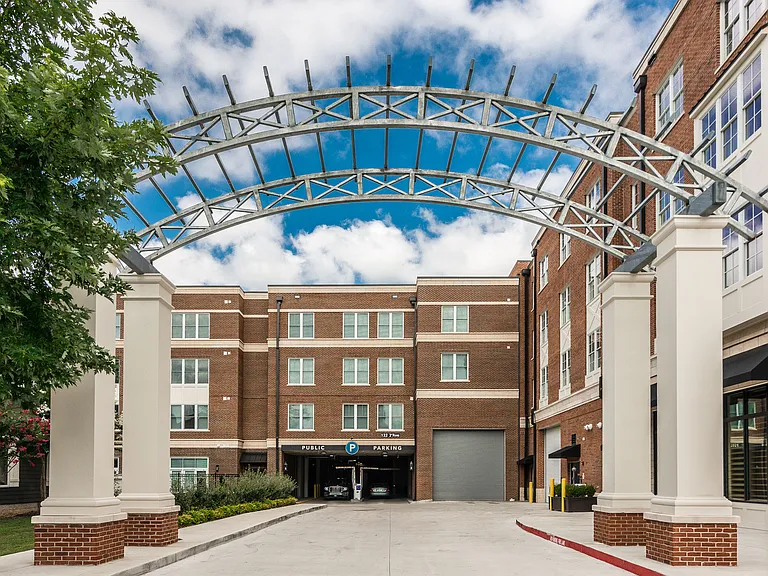 The Residences at Harpeth Square — Photo 8
