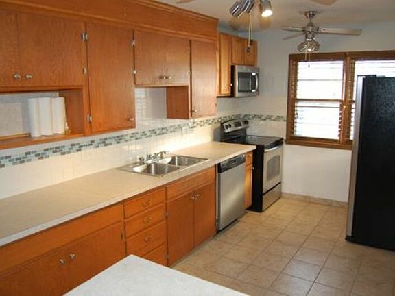 4th image of 2227 S 58th St