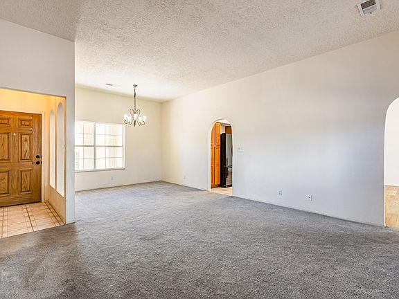 5th image of 2405 Agua Fria Dr NE