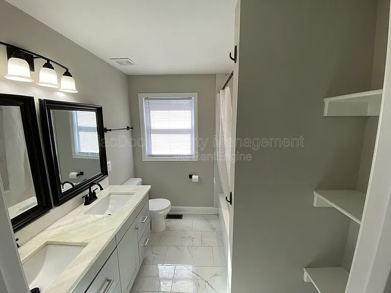 77 Lakeview Dr — Photo 19