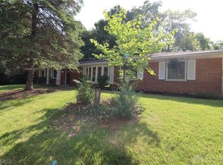 524 Maple Hill Dr, Dayton, OH 45449
