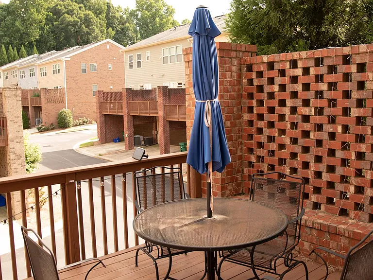 2630 Portbury Pl NE — Photo 21