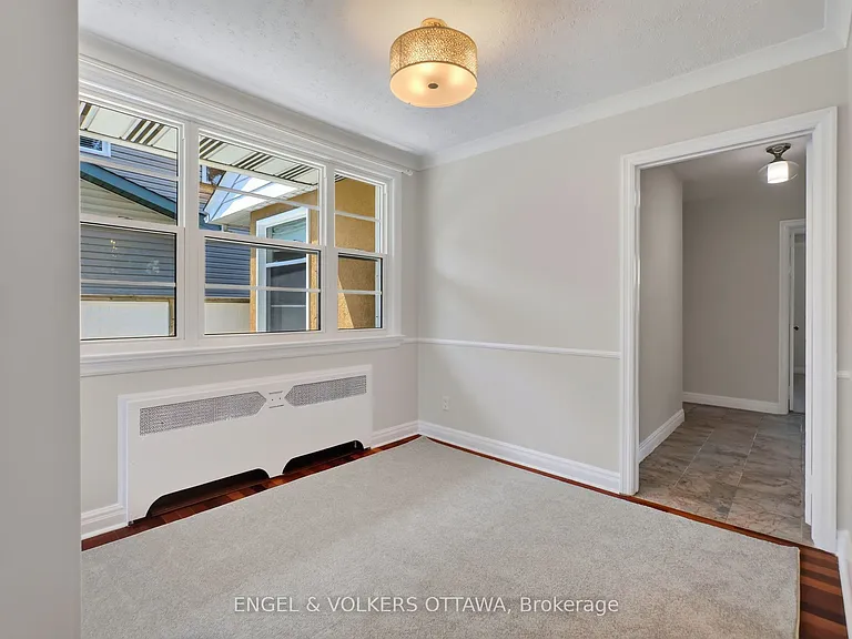 1171 Shillington Ave — Photo 9