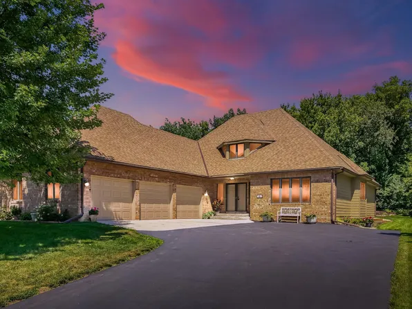 71 Marcin Hl, Burnsville, MN 55337
