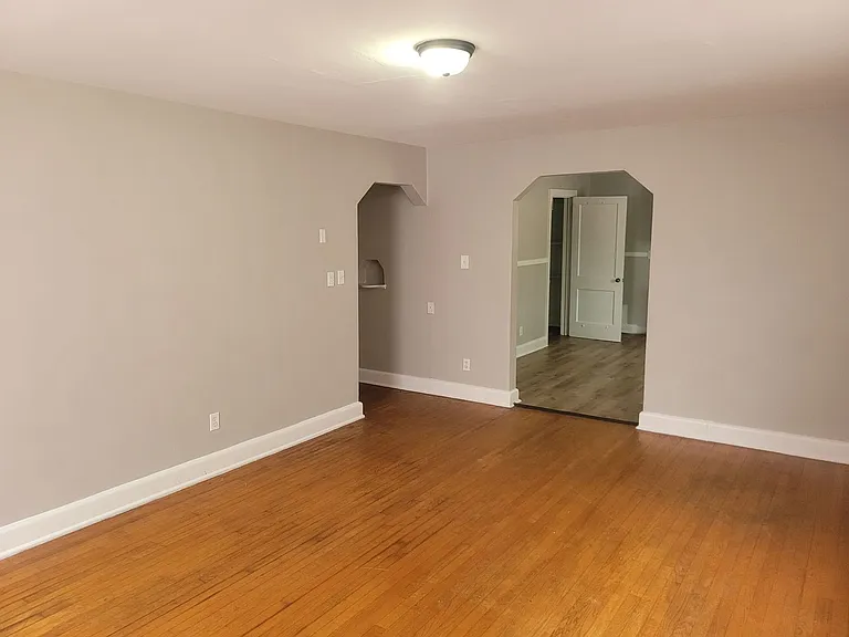 412 Forrest Ave — Photo 6
