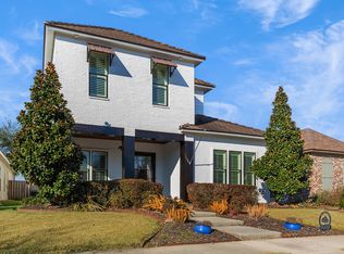 205 W Vallauris Dr, Lafayette, LA 70507