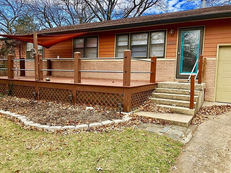 1st image of 1826 W 21st Ter